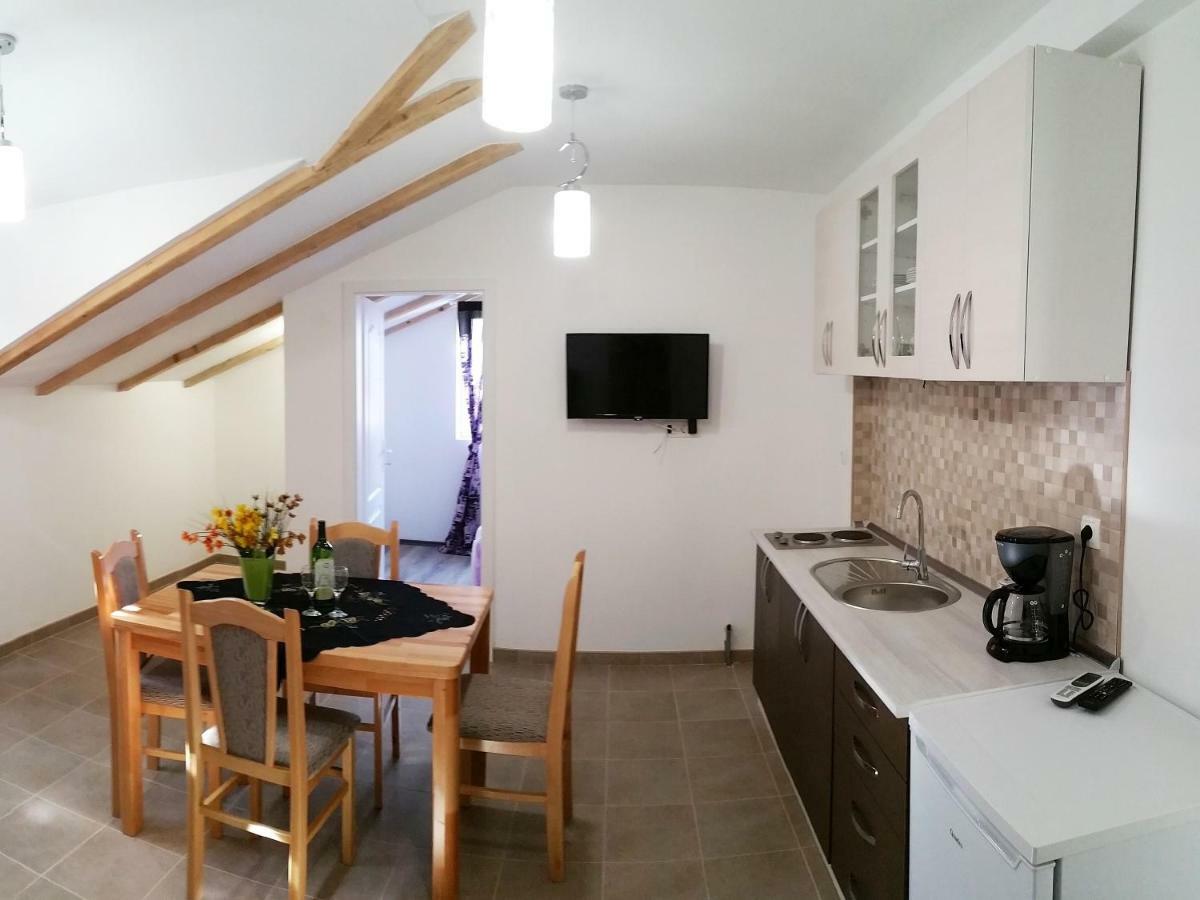 Apartmani Marijana Σίμπενικ Εξωτερικό φωτογραφία