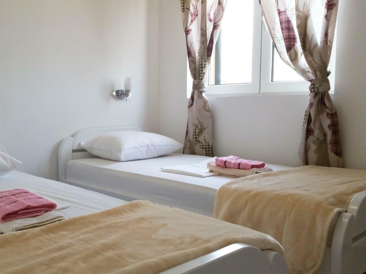 Apartmani Marijana Σίμπενικ Εξωτερικό φωτογραφία