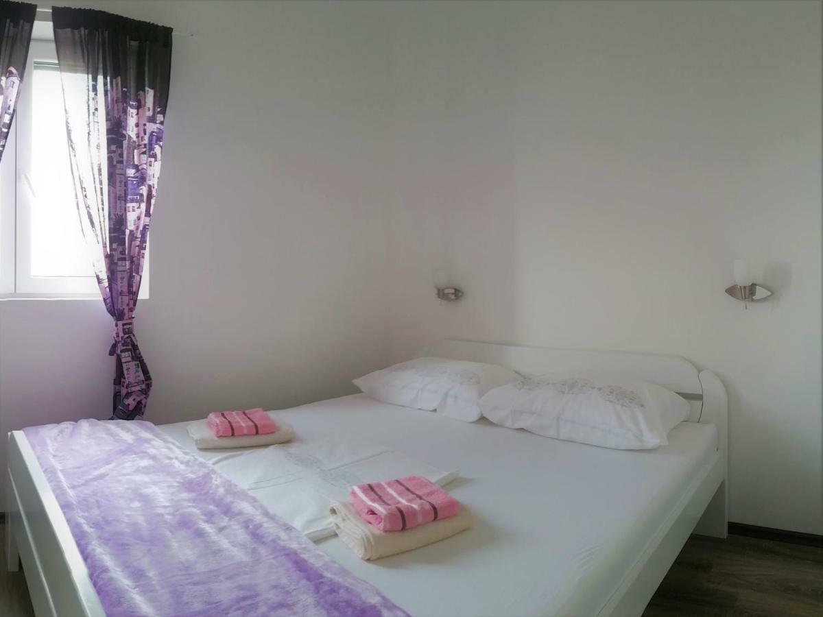 Apartmani Marijana Σίμπενικ Εξωτερικό φωτογραφία
