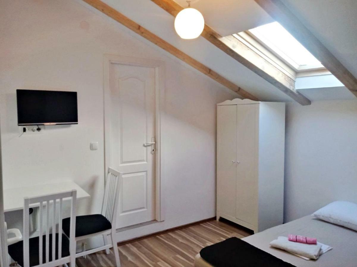 Apartmani Marijana Σίμπενικ Εξωτερικό φωτογραφία
